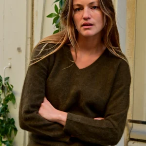 ESTHÈME - Petit Col V Raccoon