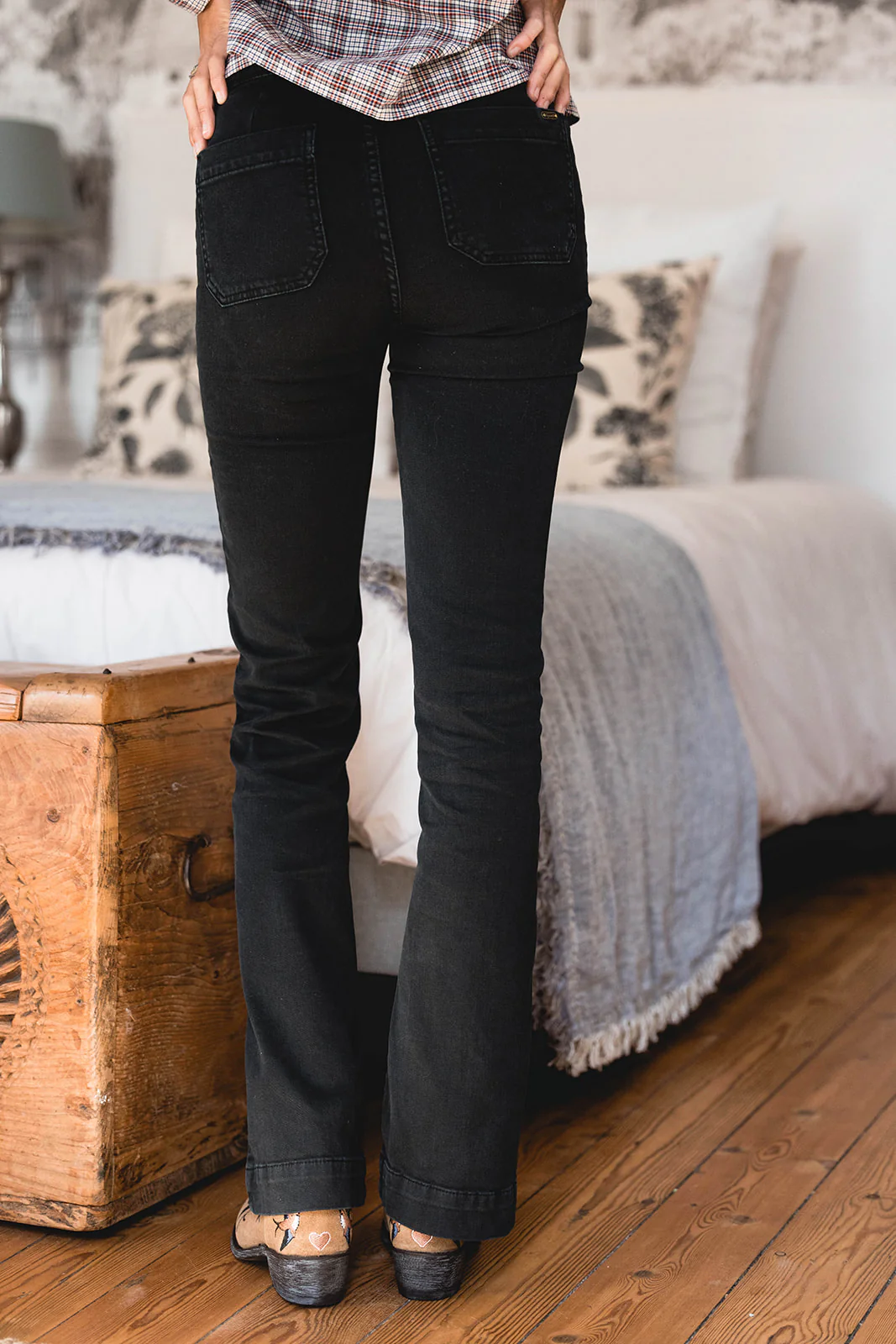 ACQUAVERDE - Jean Charlotte Black – Image 8