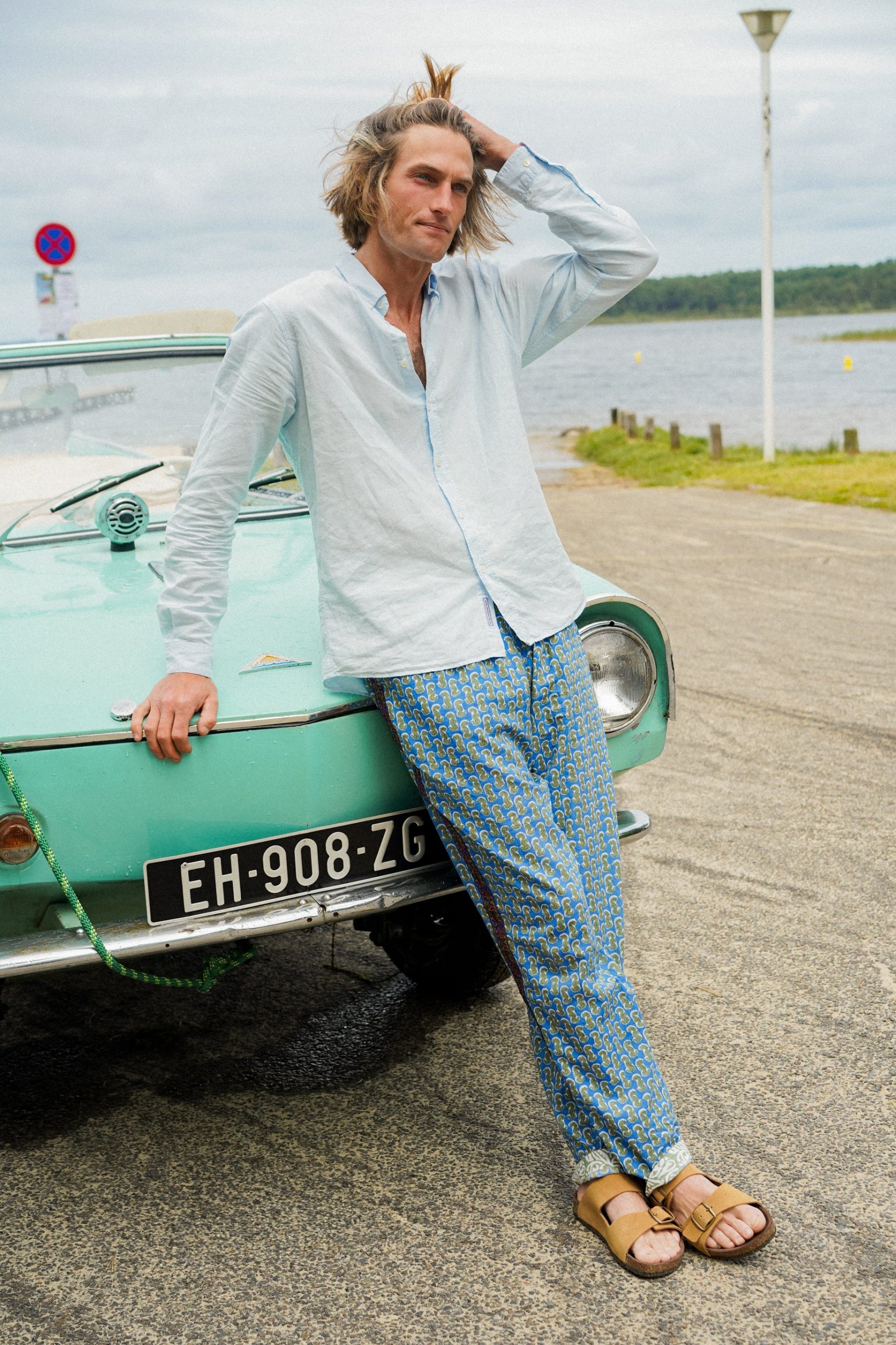 L'ÎLE BLEUE - Boubou Lucas