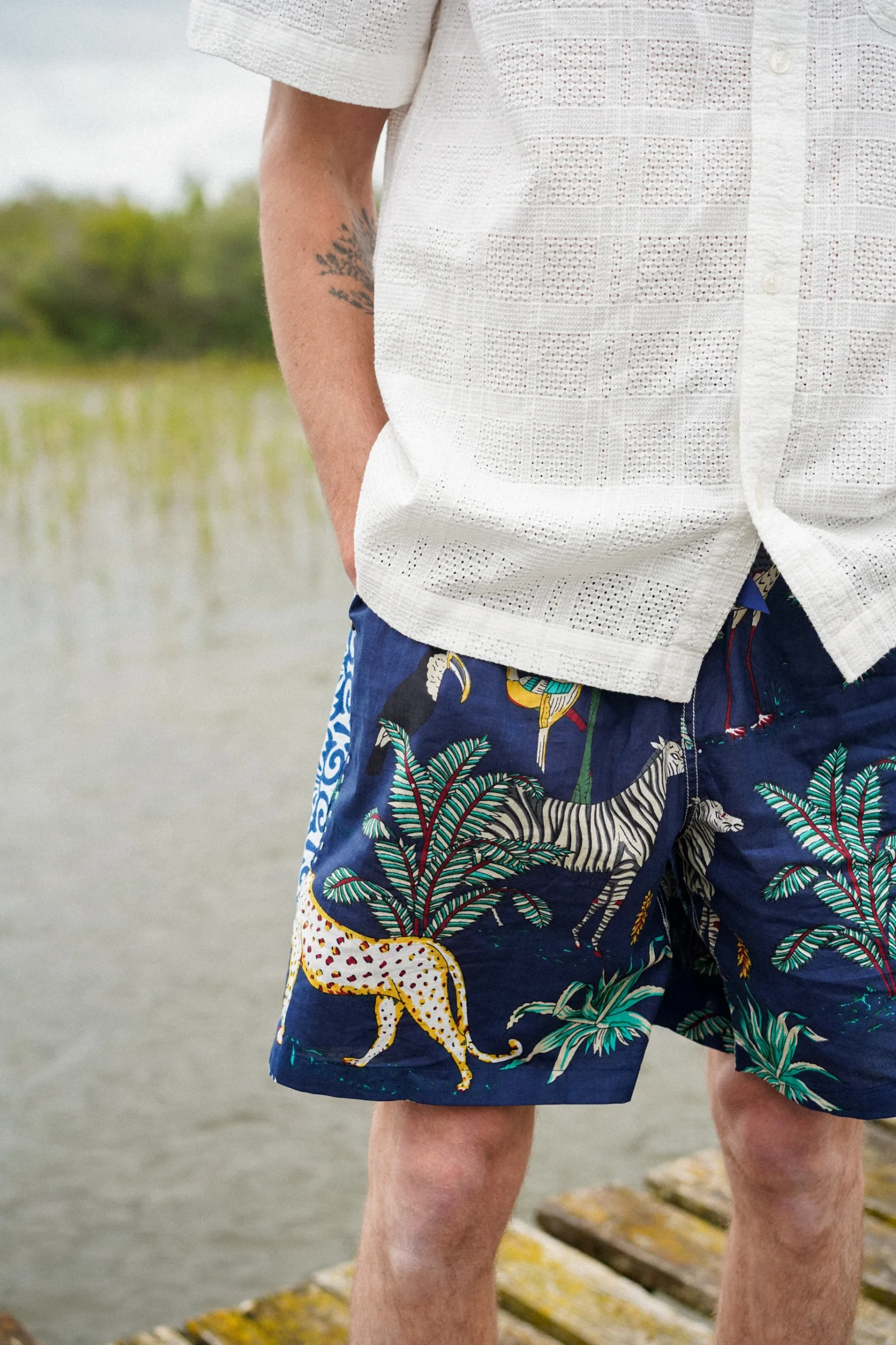 L'ÎLE BLEUE - Short Khan – Image 4