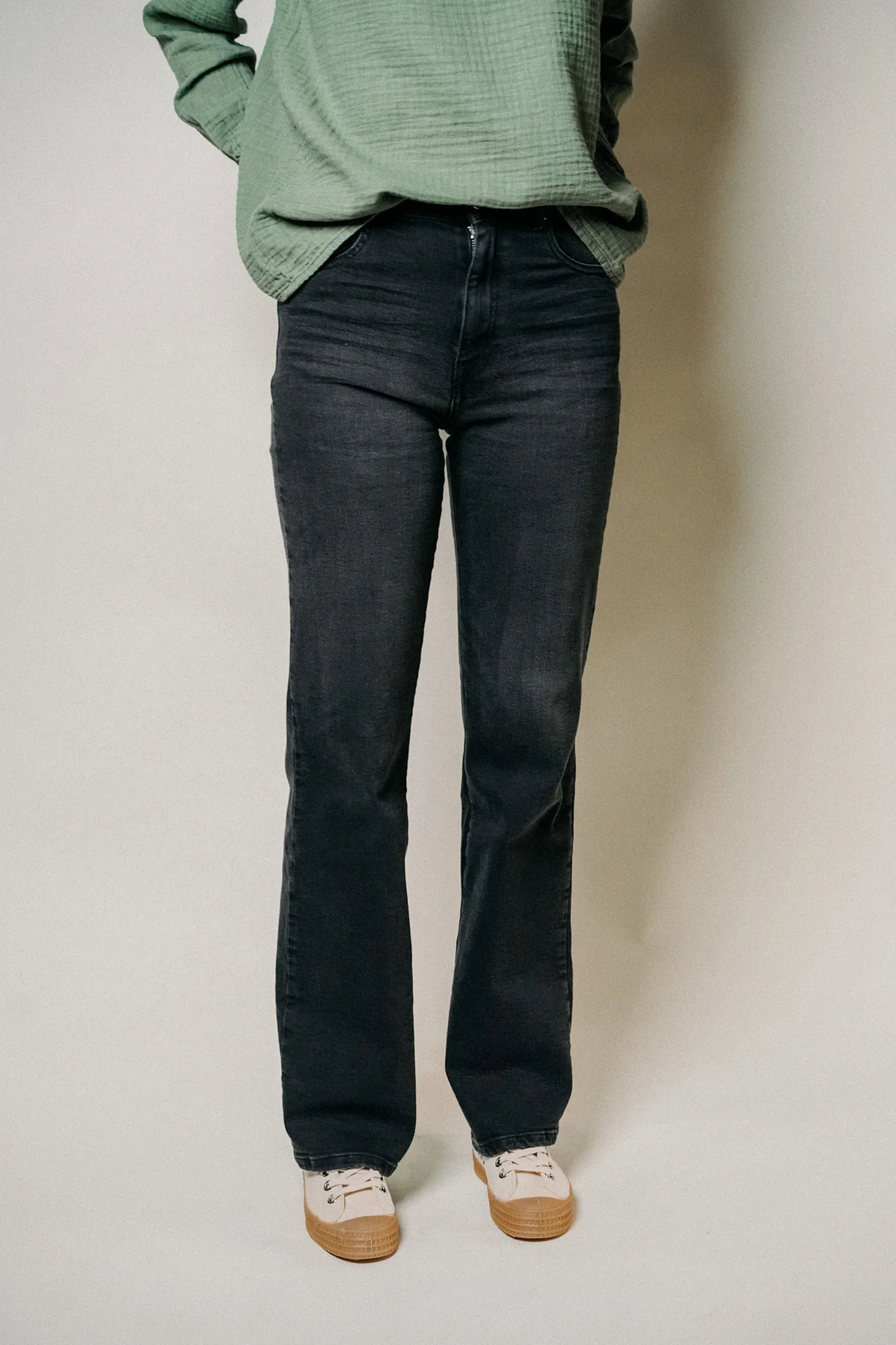 ACQUAVERDE - Jean Richie Black – Image 3