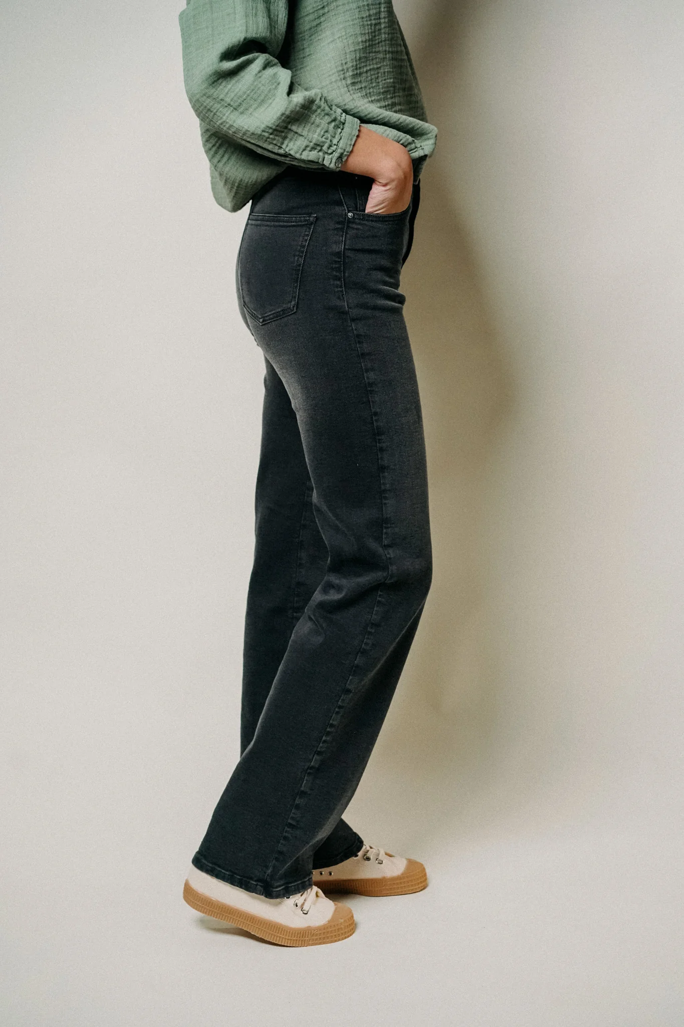 ACQUAVERDE - Jean Richie Black – Image 7