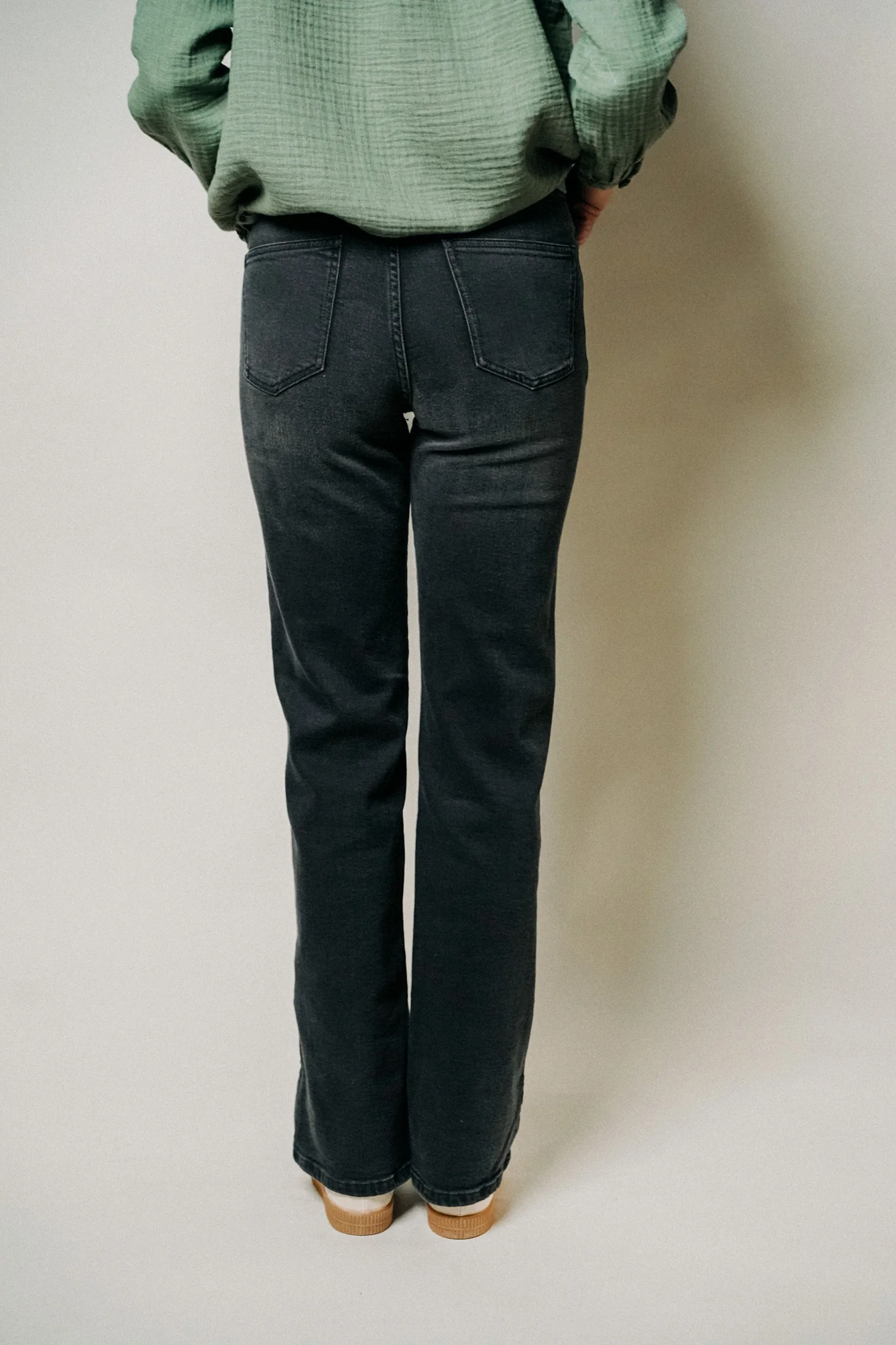 ACQUAVERDE - Jean Richie Black – Image 8