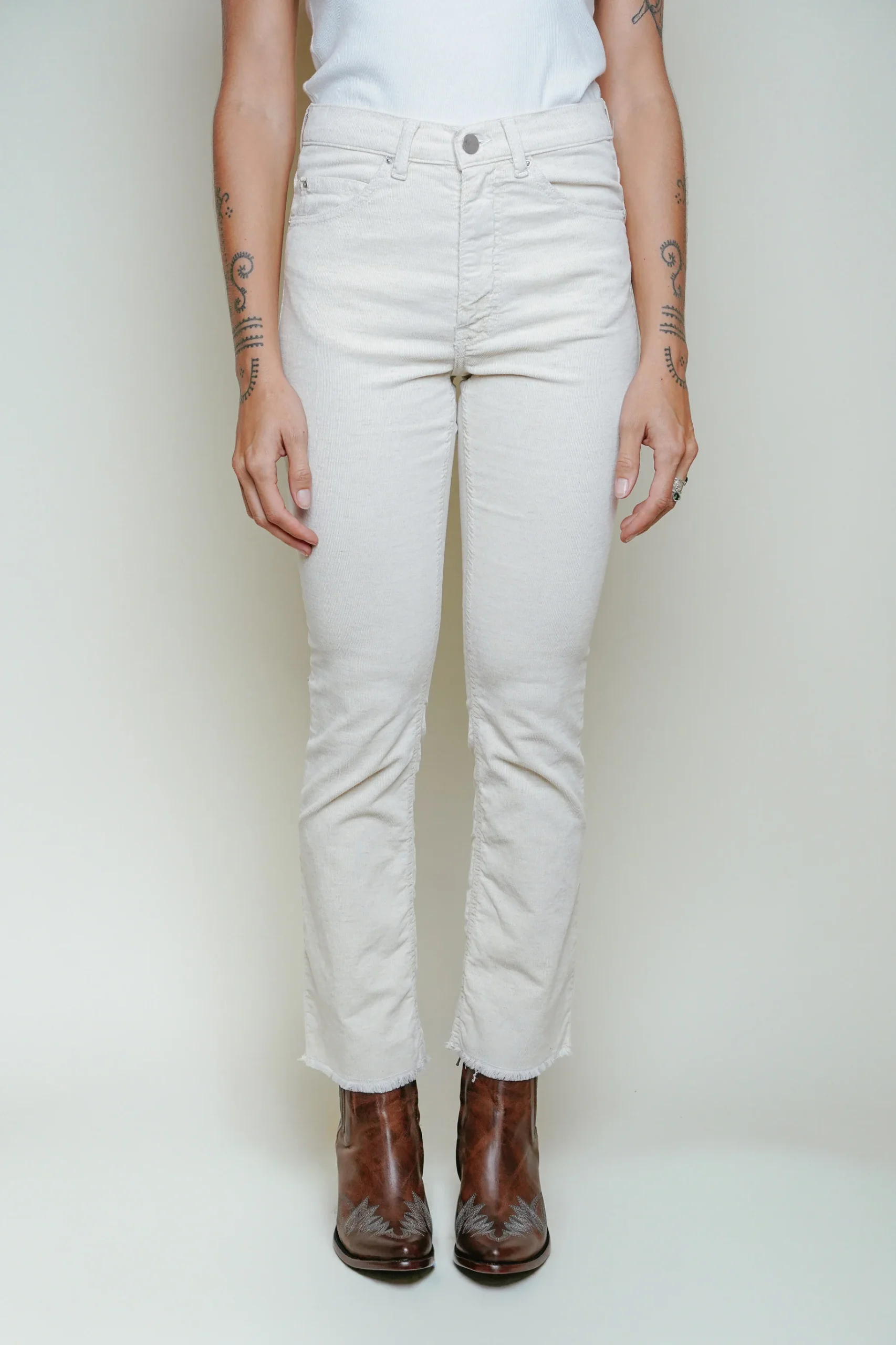 ACQUAVERDE - Jean Cara Velours Côtelé Natural – Image 2