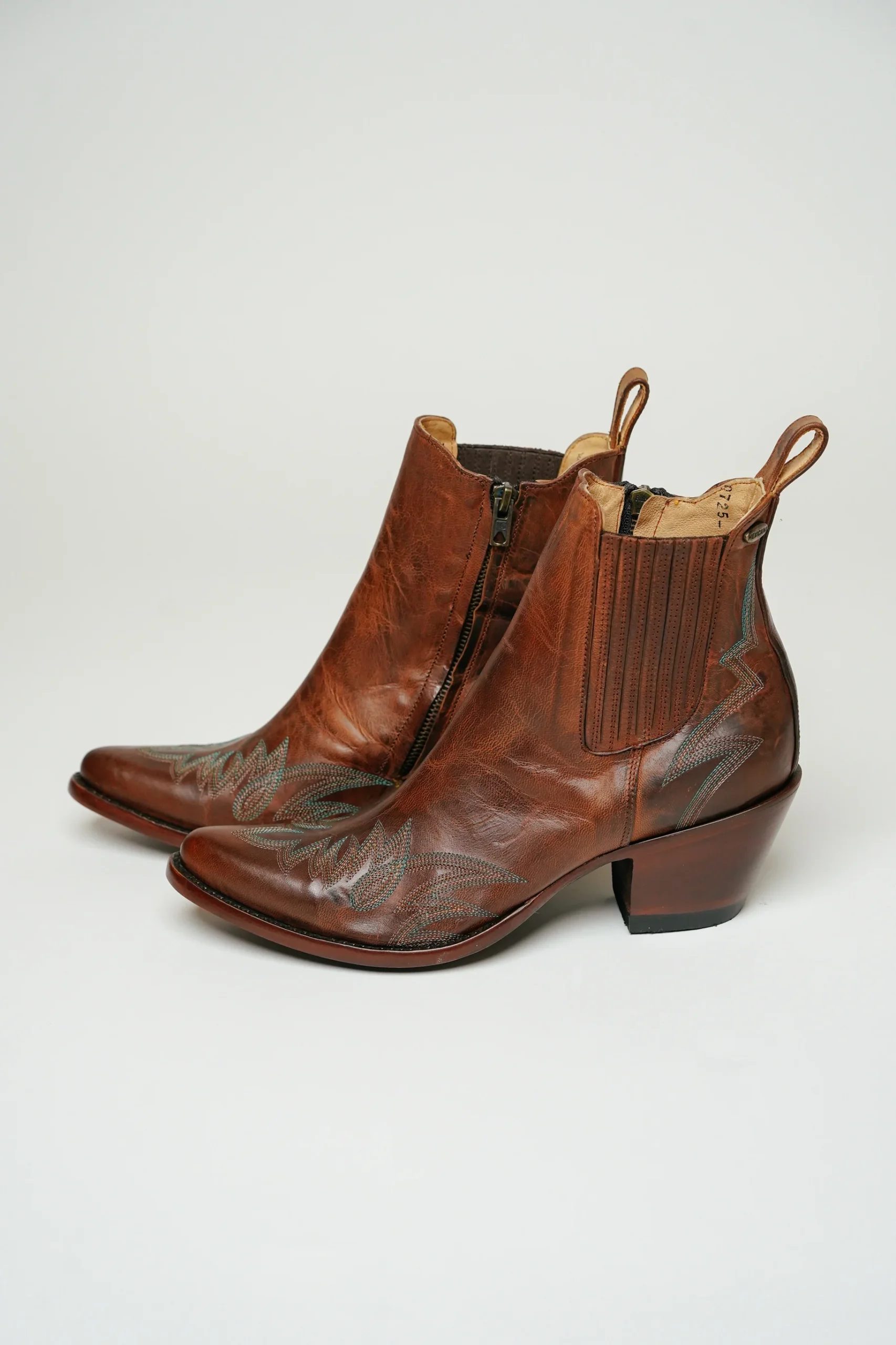 MEXICANA - Fury 5.5 Rust Perro Loco – Image 5