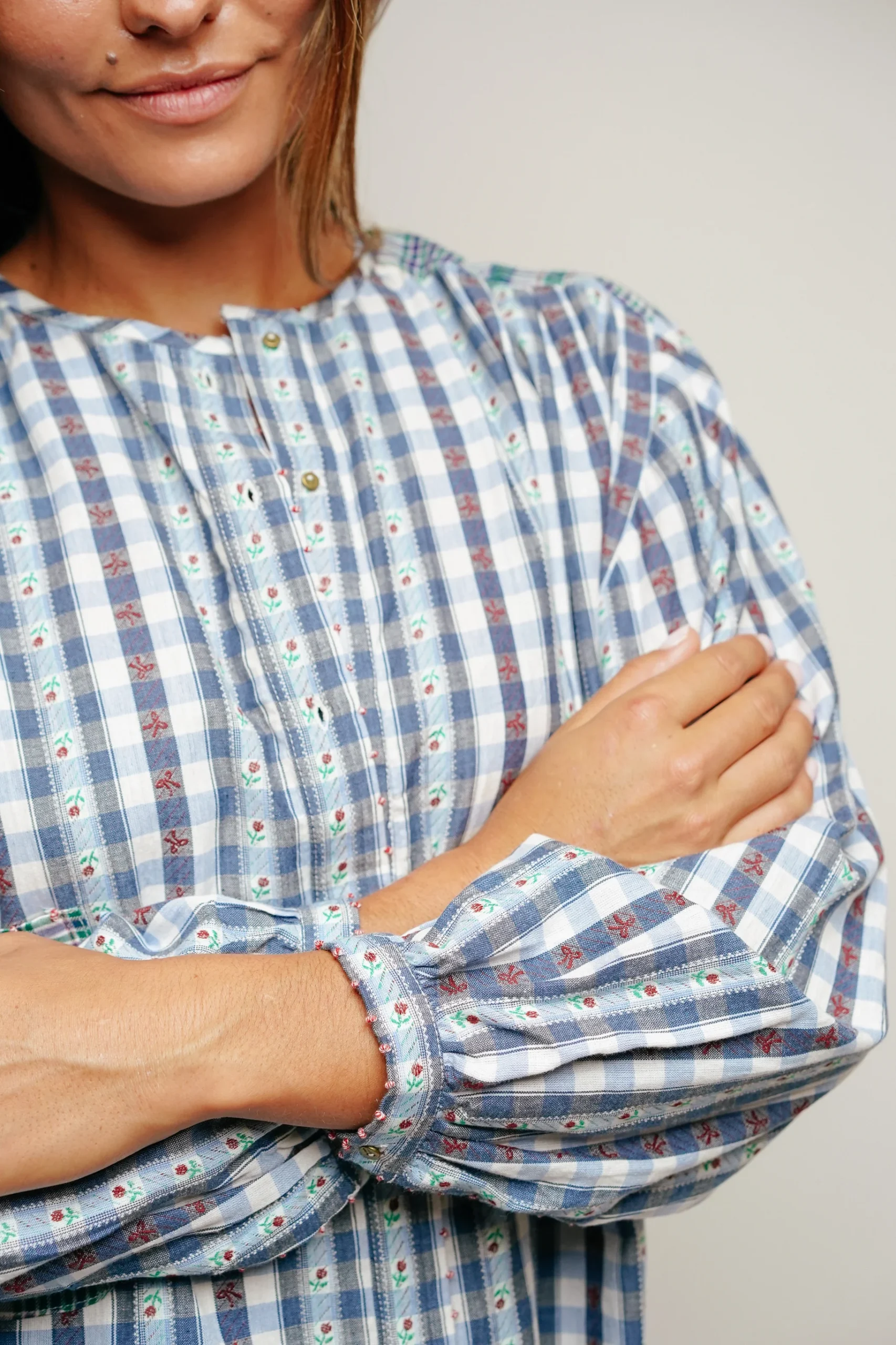 L'ÎLE BLEUE - Blouse Kamini Fleurs – Image 9