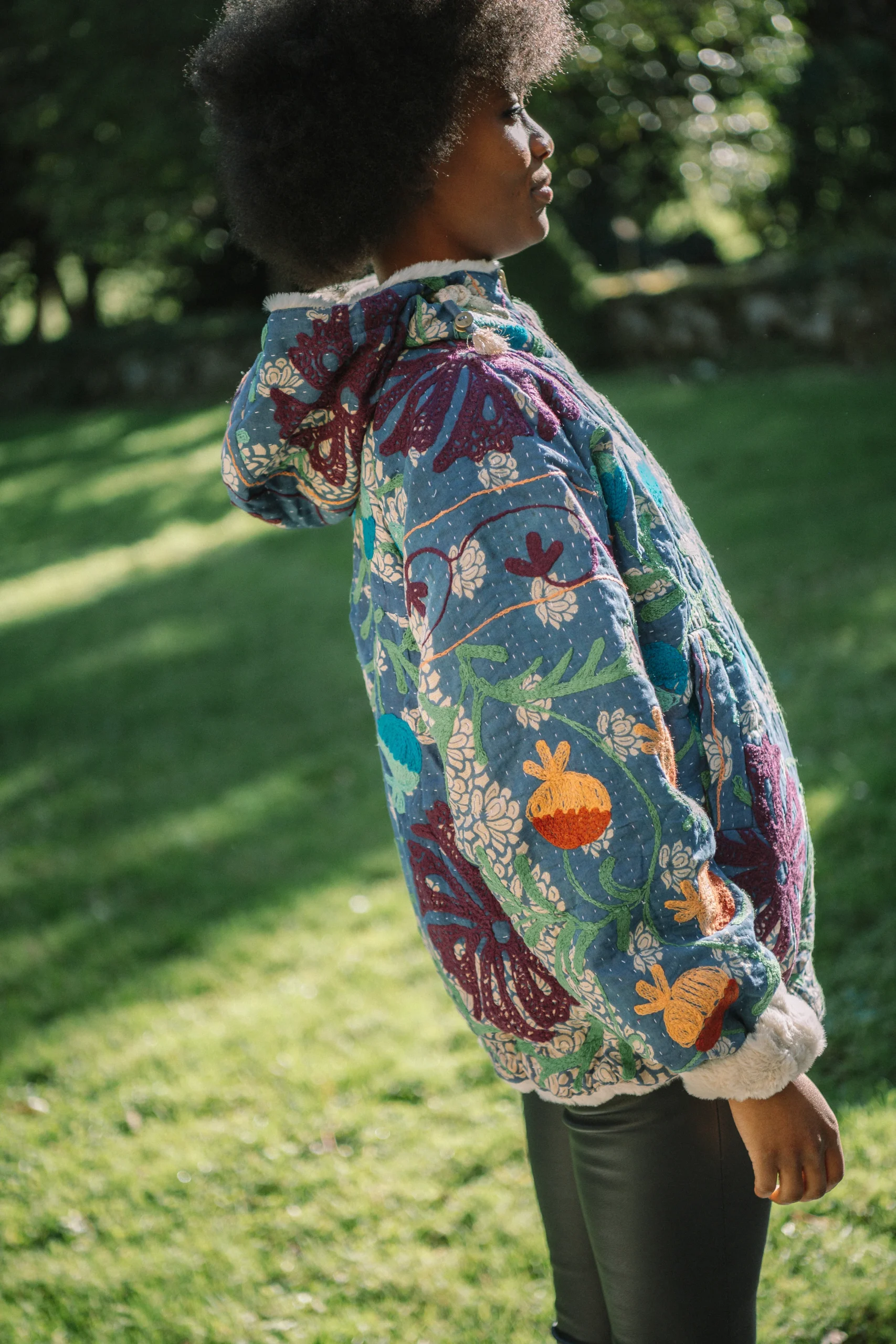 L'ÎLE BLEUE - Manteau Hoodie - Suzani – Image 6