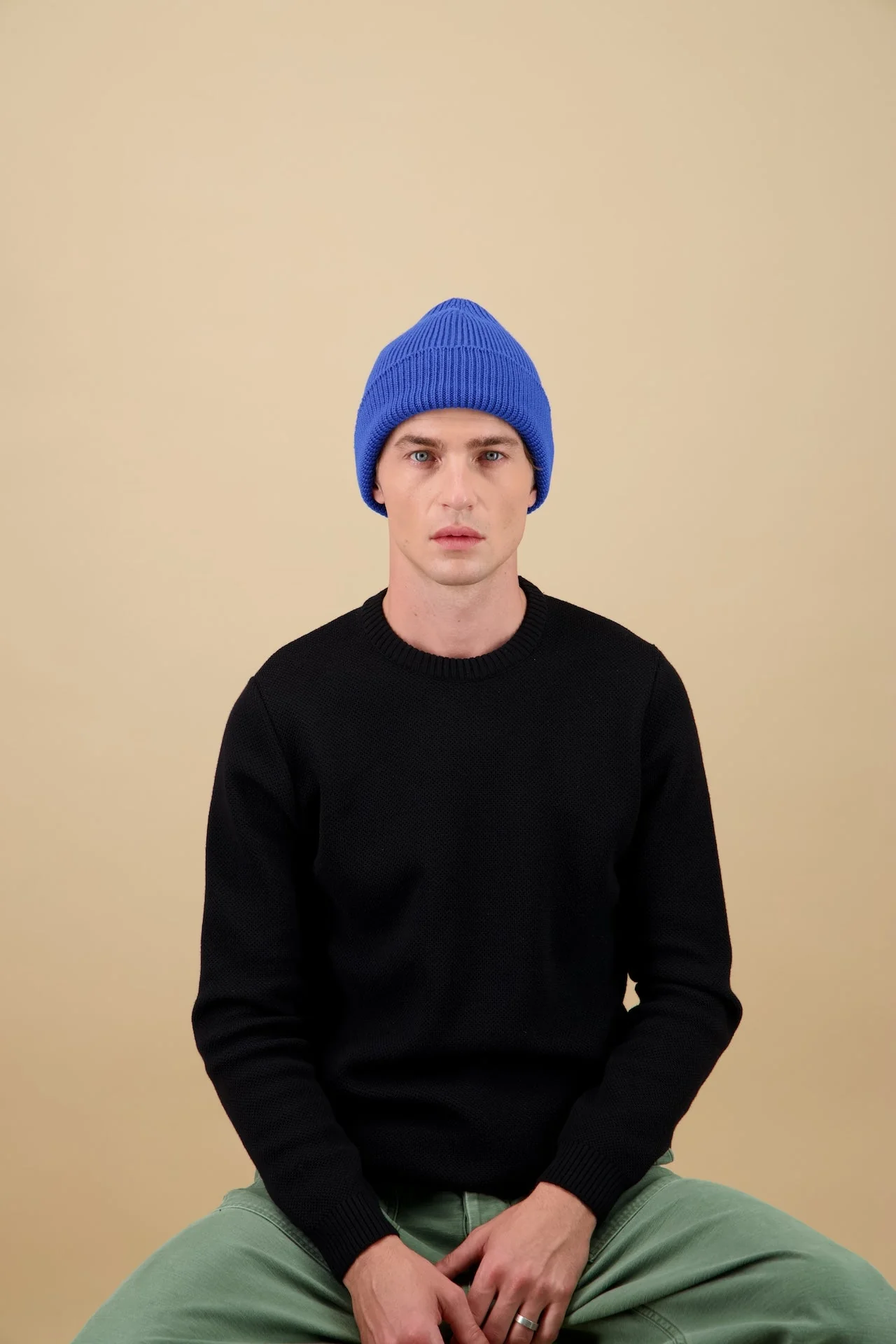 NITTO KNITWEAR - Bonnet Ara Bleu Roi – Image 3