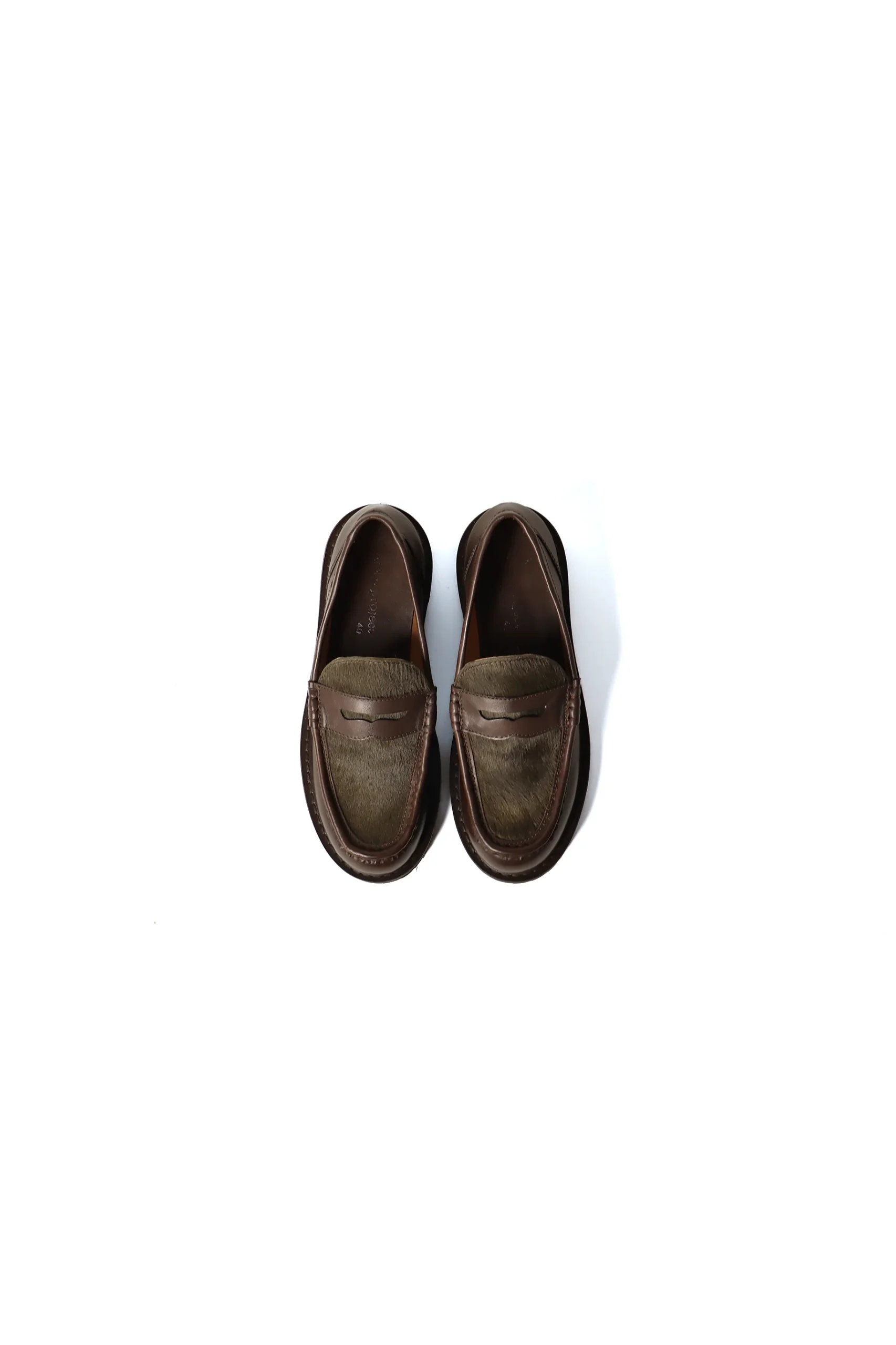 KJORE PROJECT - Suede Loafer Olive – Image 4