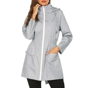 Blayke | Longue veste imperméable à capuche pour femme